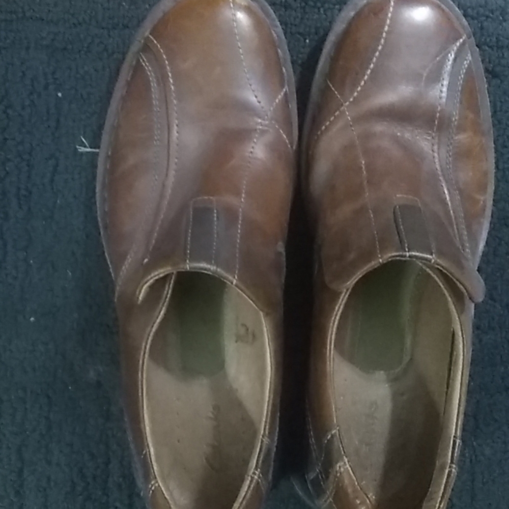 CLARKS - Picture 5 of 6